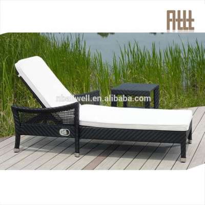 Wholesale AWRF6090 high quality outdoor aluminum beach lounge chair